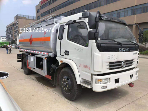 12方油罐車(chē)（國(guó)五）現(xiàn)貨