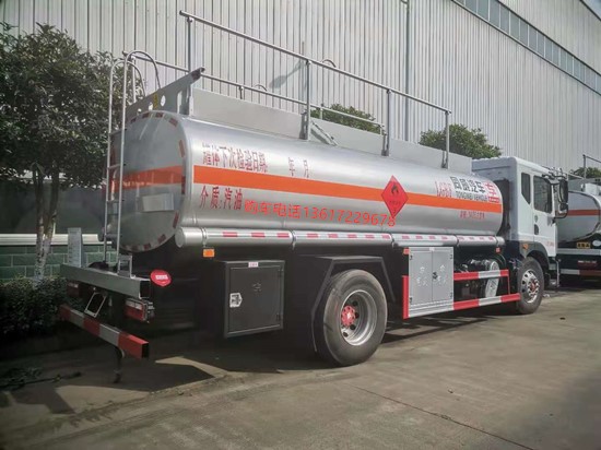 東風(fēng)12噸油罐車（國六）