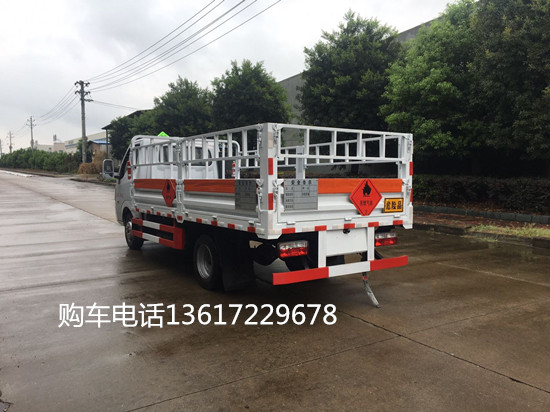 國(guó)六東風(fēng)途逸氣瓶運(yùn)輸車